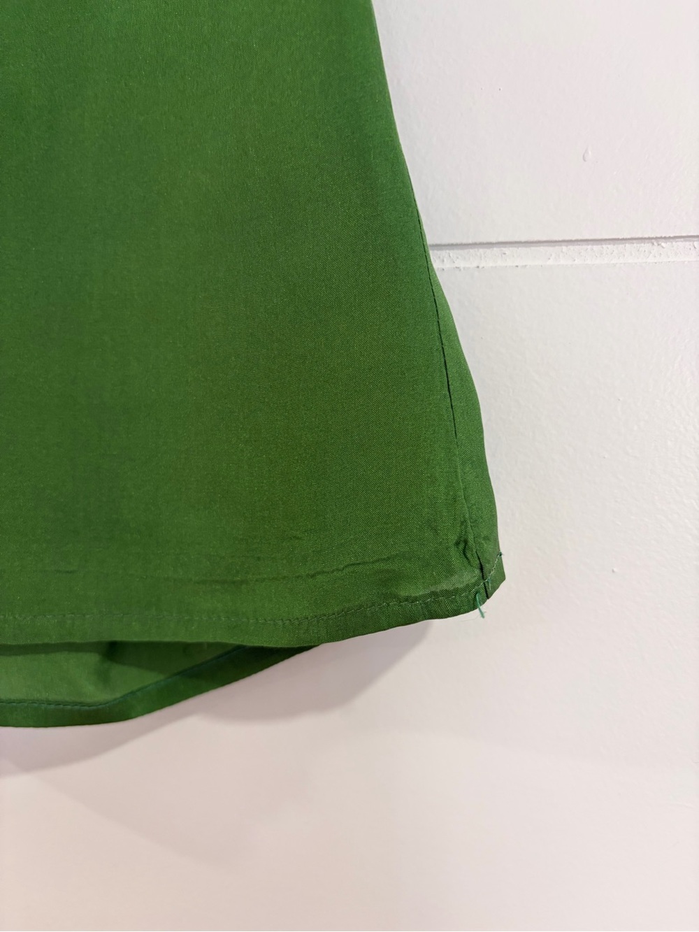 GLAM VINTAGE SOUL Green Puff Sleeve Women's Top, size S. - Picture 7 of 9